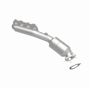 Volkswagen Passat Catalytic Converter - Magnaflow - Direct Fit - `02-`04
