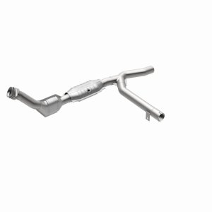 Ford F-150 Catalytic Converter - Magnaflow - Direct-Fit - `01-`03