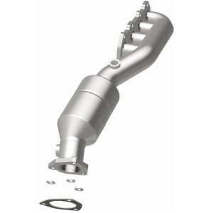 Volkswagen Passat Catalytic Converter - Magnaflow - Direct Fit - `02-`04