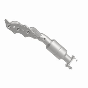 Toyota FJ Cruiser Direct-Fit Catalytic Converter - Magnaflow - OEM Grade - `10-`12