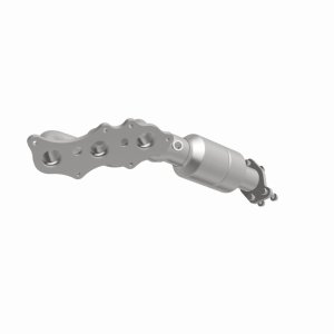 Toyota FJ Cruiser Direct-Fit Catalytic Converter - Magnaflow - OEM Grade - `10-`12