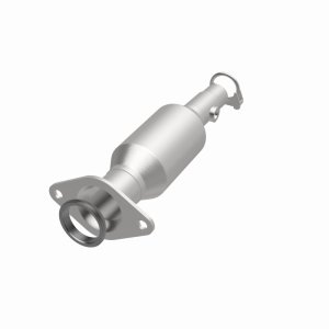 Toyota Prius Catalytic Converter - Magnaflow - OEM Grade Direct-Fit - `01-`03