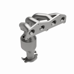 Toyota Highlander Catalytic Converter - Magnaflow - OEM Grade Direct-Fit - 2007