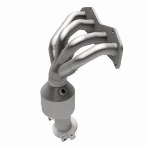 Toyota Highlander Catalytic Converter - Magnaflow - OEM Grade Direct-Fit - 2007