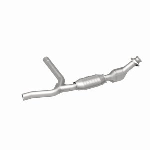 Ford F-150 Catalytic Converter - Magnaflow - OEM Grade Direct-Fit - `01-`03