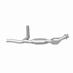 Ford F-150 Catalytic Converter - Magnaflow - OEM Grade Direct-Fit - `01-`03
