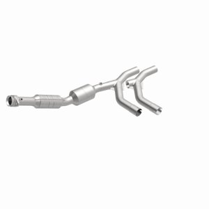 Ford E-150 Catalytic Converter - Passenger Side - Magnaflow - Direct-Fit - `05-`07