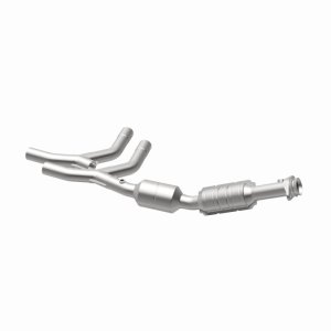 Ford E-150 Catalytic Converter - Passenger Side - Magnaflow - Direct-Fit - `05-`07