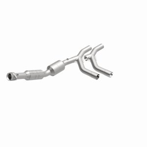 Ford E-250 Catalytic Converter - Passenger Side - Magnaflow - Direct-Fit - `05-`07