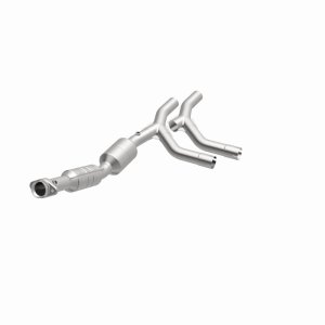 Ford E-250 Catalytic Converter - Passenger Side - Magnaflow - Direct-Fit - `05-`07