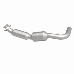 Ford E-250 Catalytic Converter - Driver Side - Magnaflow - Direct-Fit - `05-`07