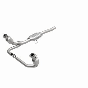 Dodge Dakota Catalytic Converter - Magnaflow - OEM Grade Direct-Fit - `00-`03