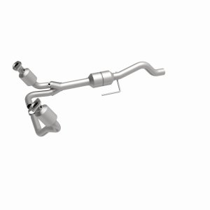 Dodge Durango Catalytic Converter - Magnaflow - Direct Fit - `00-`03