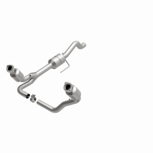 Dodge Durango Catalytic Converter - Magnaflow - Direct Fit - `00-`03