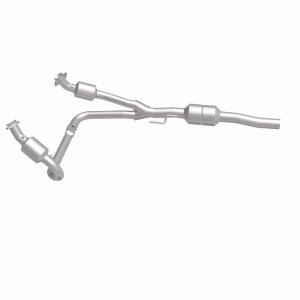 Dodge Durango Catalytic Converter - Magnaflow - Direct-Fit - `02-`03