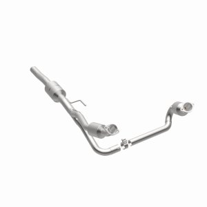 Dodge Durango Catalytic Converter - Magnaflow - Direct-Fit - `02-`03
