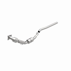 Volkswagen Passat Catalytic Converter - Magnaflow - Direct Fit - `06-`08
