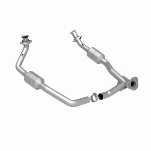 Ford E-250 Econoline Catalytic Converter - Magnaflow - Direct-Fit - `00-`02