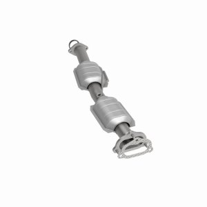 Mazda B3000 Catalytic Converter - Rear - Magnaflow - Direct-Fit, OEM Grade - `01-`03