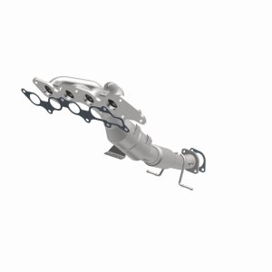 Mazda 3 Catalytic Converter - Magnaflow - OEM Grade Federal/EPA Compliant - `10-`13