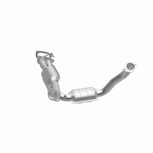 Mazda B3000 Catalytic Converter - Magnaflow - Direct Fit, OEM Grade - `04-`06