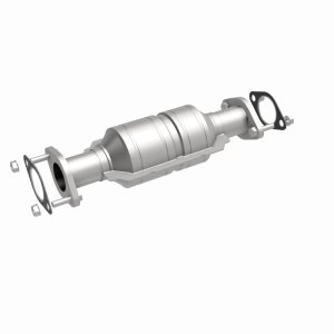 Chevrolet Aveo Catalytic Converter - Rear - Magnaflow - OEM Grade Direct-Fit - `09-`11