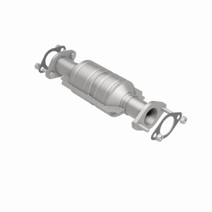Chevrolet Aveo5 Catalytic Converter - Rear - Magnaflow - OEM Grade Direct-Fit - `09-`11