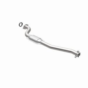Hummer H3T Catalytic Converter - Magnaflow - OEM Grade Direct-Fit - `09-`10