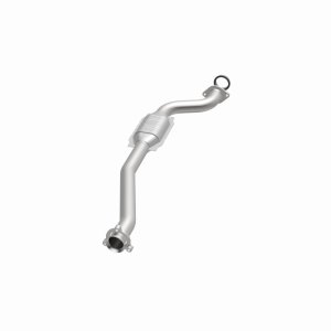 Hummer H3T Catalytic Converter - Magnaflow - OEM Grade Direct-Fit - `09-`10