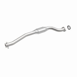 Hummer H3T Catalytic Converter - Magnaflow - OEM Grade Direct-Fit - `09-`10