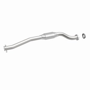 Hummer H3T Catalytic Converter - Magnaflow - OEM Grade Direct-Fit - `09-`10