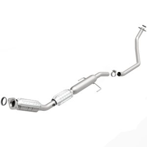 Toyota Corolla Catalytic Converter - Magnaflow - OEM Grade Direct-Fit - `09-`13