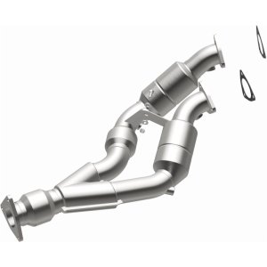 Volkswagen Touareg Catalytic Converter - Magnaflow - Direct-Fit OEM Grade - `04-`06
