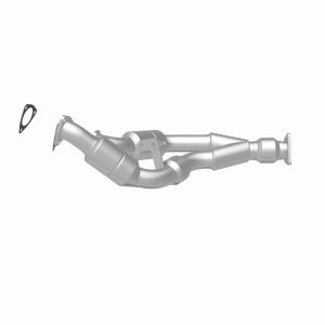 Volkswagen Touareg Catalytic Converter - Magnaflow - Direct-Fit OEM Grade - `04-`06