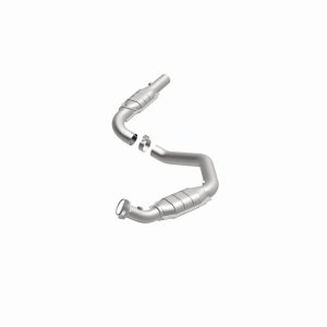 Chevrolet Express 2500 Catalytic Converter - Driver Side - Magnaflow - OEM Grade Direct-Fit - `06-`09