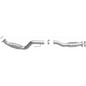 Chevrolet Express 3500 Catalytic Converter - Passenger Side - Magnaflow - OEM Grade Direct-Fit - `03-`07
