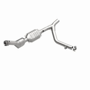 Lincoln Navigator Catalytic Converter - Magnaflow - Direct-Fit - `01-`02
