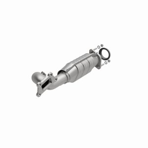 Cadillac CTS Catalytic Converter - Magnaflow - OEM Grade Direct-Fit - `10-`19