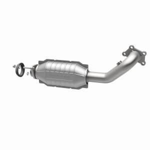 Cadillac CTS Catalytic Converter - Magnaflow - OEM Grade Direct-Fit - `10-`19