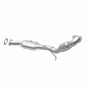 Volvo XC90 Catalytic Converter - Magnaflow - OEM Grade Direct-Fit - `03-`04