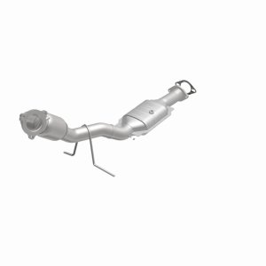 Volvo XC90 Catalytic Converter - Magnaflow - OEM Grade Direct-Fit - `03-`04