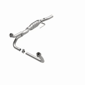 Dodge Ram 3500 Van Catalytic Converter - Magnaflow - OEM Grade Federal/EPA Compliant Direct-Fit - `00-`03