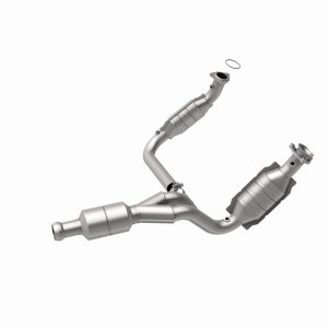 Chevrolet Silverado 1500 Performance Exhaust - Magnaflow - OEM Grade Direct-Fit Catalytic Converter - `09-`13