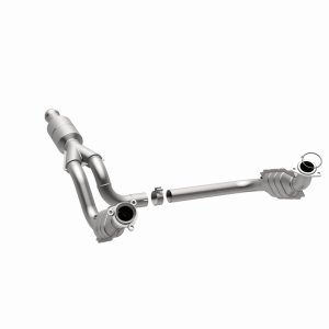 Chevrolet Silverado 1500 Performance Exhaust - Magnaflow - OEM Grade Direct-Fit Catalytic Converter - `09-`13