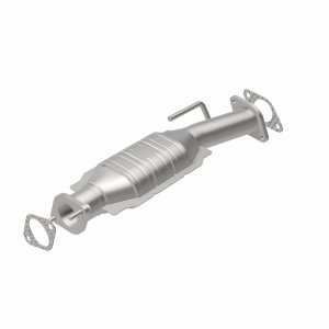 Chevrolet Traverse Catalytic Converter - Magnaflow - Direct Fit - `09-`17 Chevrolet Traverse Catalytic Converter - Magnaflow - Direct Fit - `09-`17