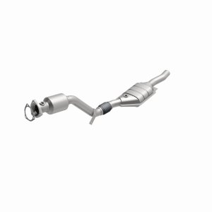 Volkswagen Passat Catalytic Converter - Magnaflow - Direct-Fit - `00-`05