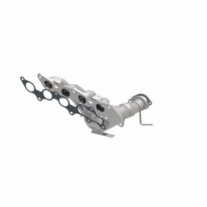 Mazda 3 Catalytic Converter - Magnaflow - Direct-Fit, OEM Grade, Manifold - `04-`09