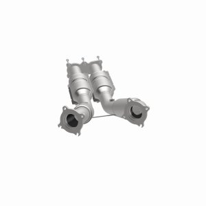 Volvo V70 Catalytic Converter - Magnaflow - OEM Grade Direct-Fit - `08-`09