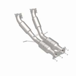 Volvo V70 Catalytic Converter - Magnaflow - OEM Grade Direct-Fit - `08-`09