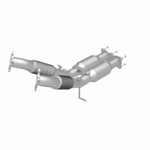 Volvo XC70 Catalytic Converter - Magnaflow - Direct-Fit - `08-`09 Volvo XC70 Catalytic Converter - Magnaflow - Direct-Fit - `08-`09